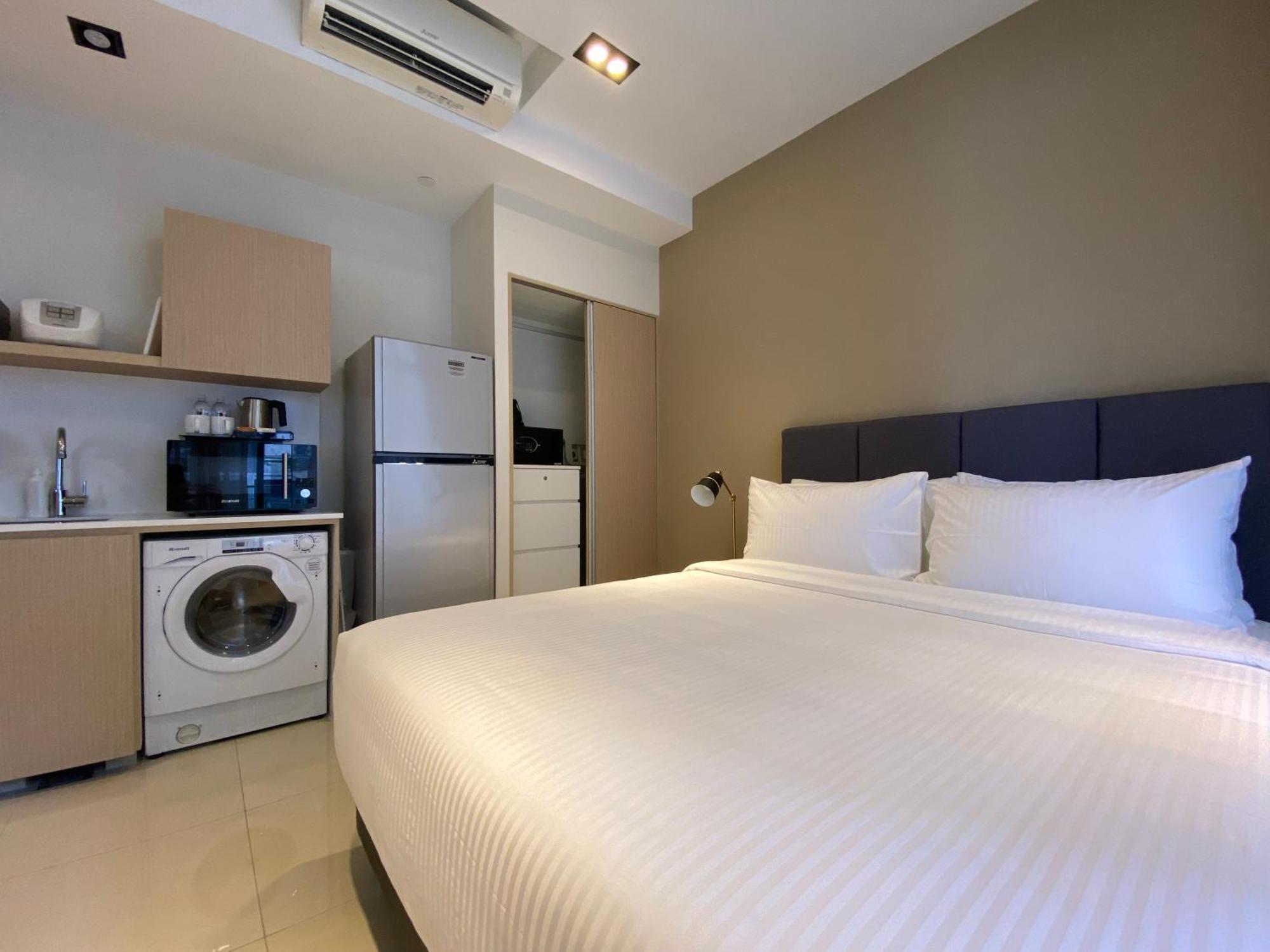 Momentus Serviced Residences Novena Сингапур Экстерьер фото