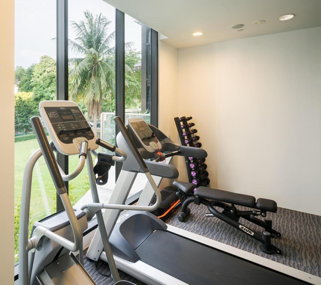 Momentus Serviced Residences Novena Сингапур Экстерьер фото